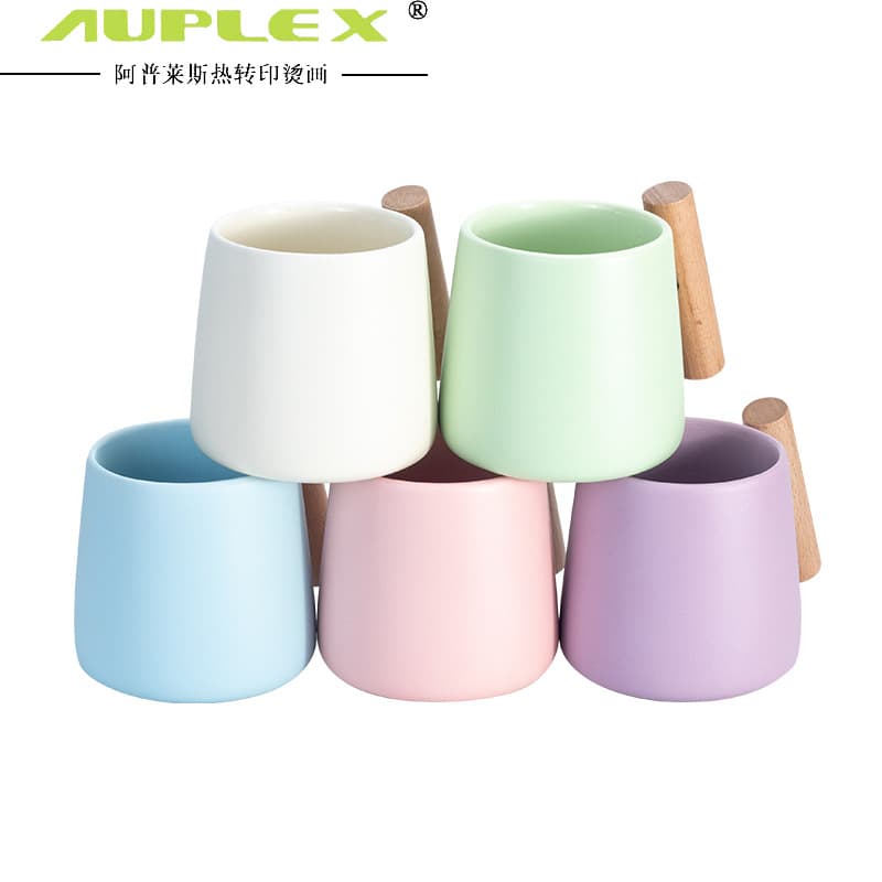 Printed Wooden Handle Mug Japanese Style Coffee Cup Creative Couple Water Cup with Lid and Spoon Ceramic Round Belly Cup