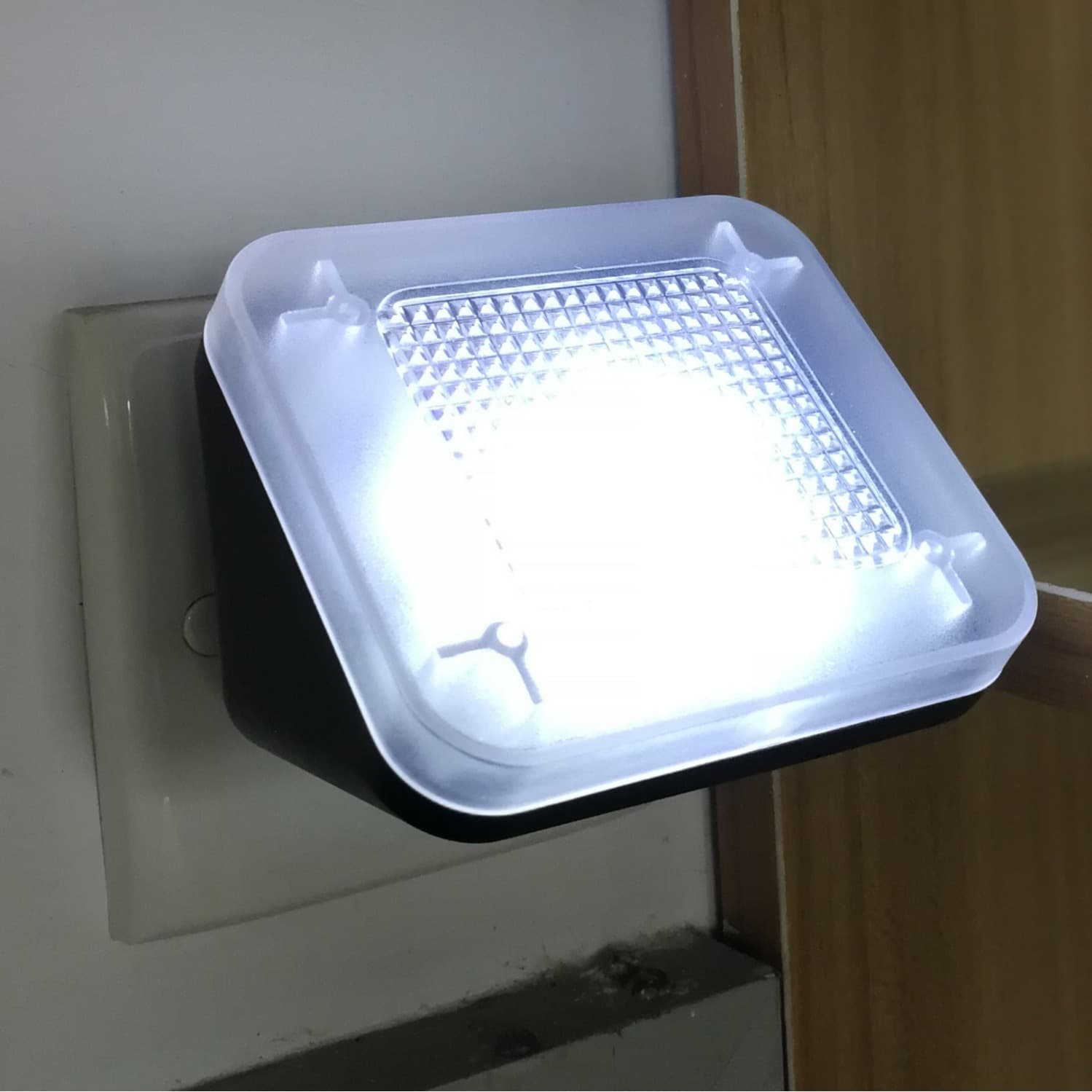 Amazon Anti-Theft TV Simulator, FakeTV LED, Security Dummy TV Supplier