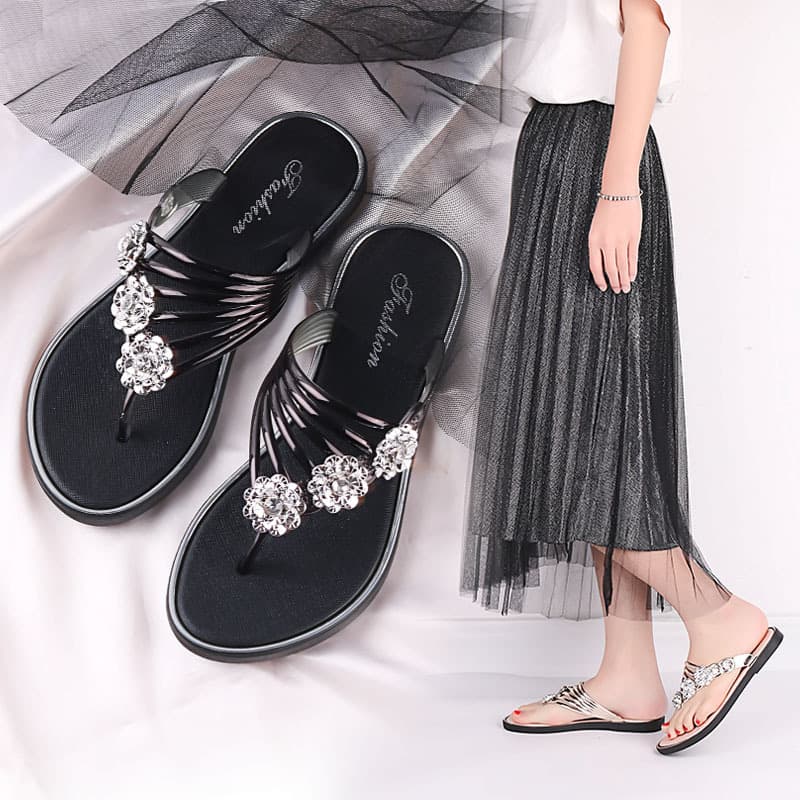 Summer flip-flops women's diamond rhinestone golden edge beach shoes flat comfortable flip-flops indoor and outdoor sandals