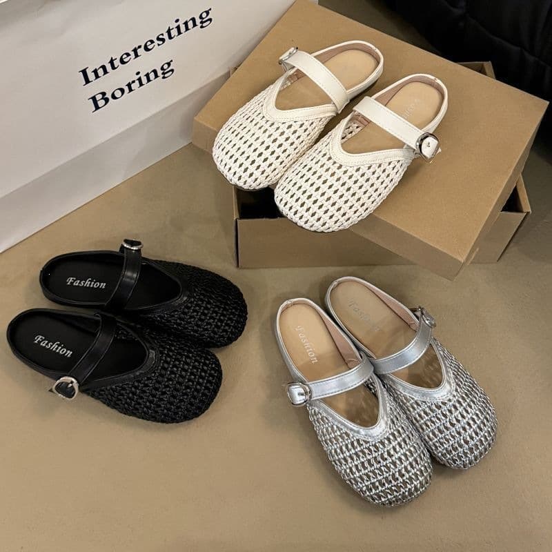 2026 Woven Hollow Breathable Flat Closed-Toe Half Slippers for Women Summer Versatile Slip-On Lazy Shoes to Match Dresses Sandals