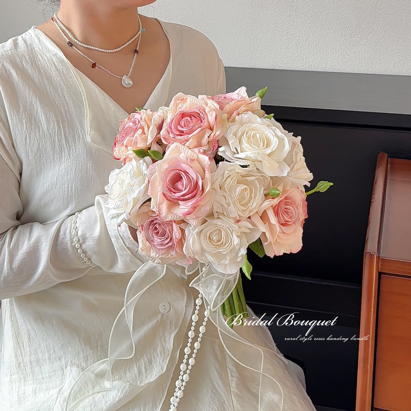 Xiaohongshu Recommended Artificial Rose Bridal Bouquet for Wedding Certificate Photo Prop and Decoration Wholesale