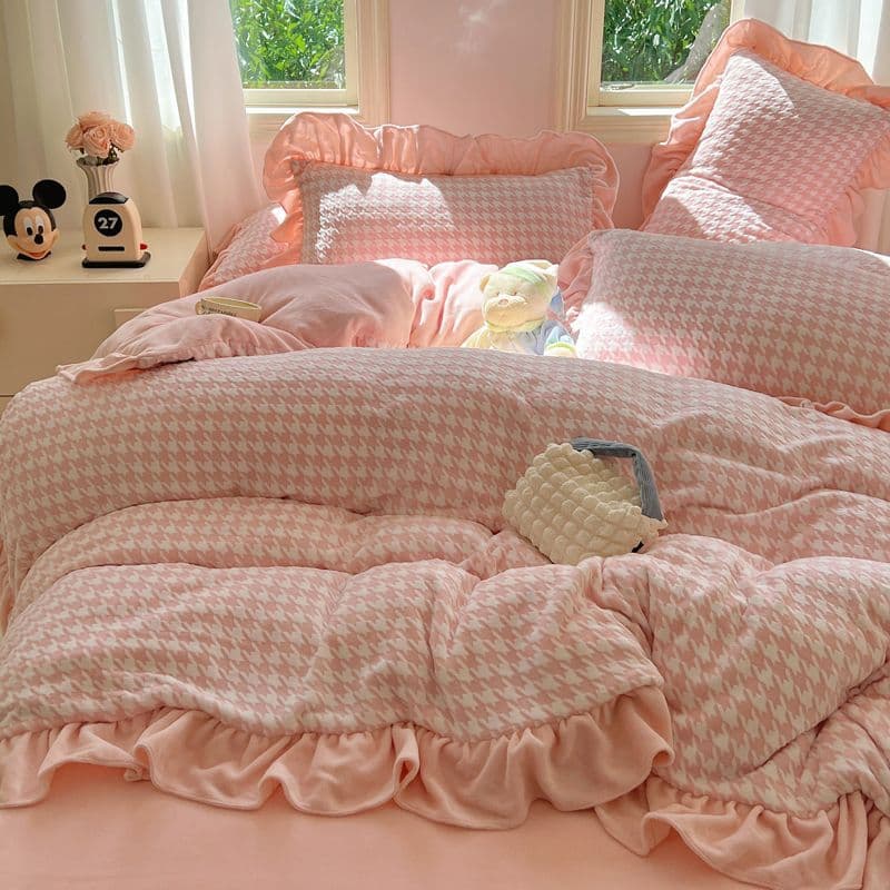 Maiden pink warm milk fleece four-piece set, thickened double-sided fleece lace duvet cover, flannel coral fleece bed sheet three-piece set