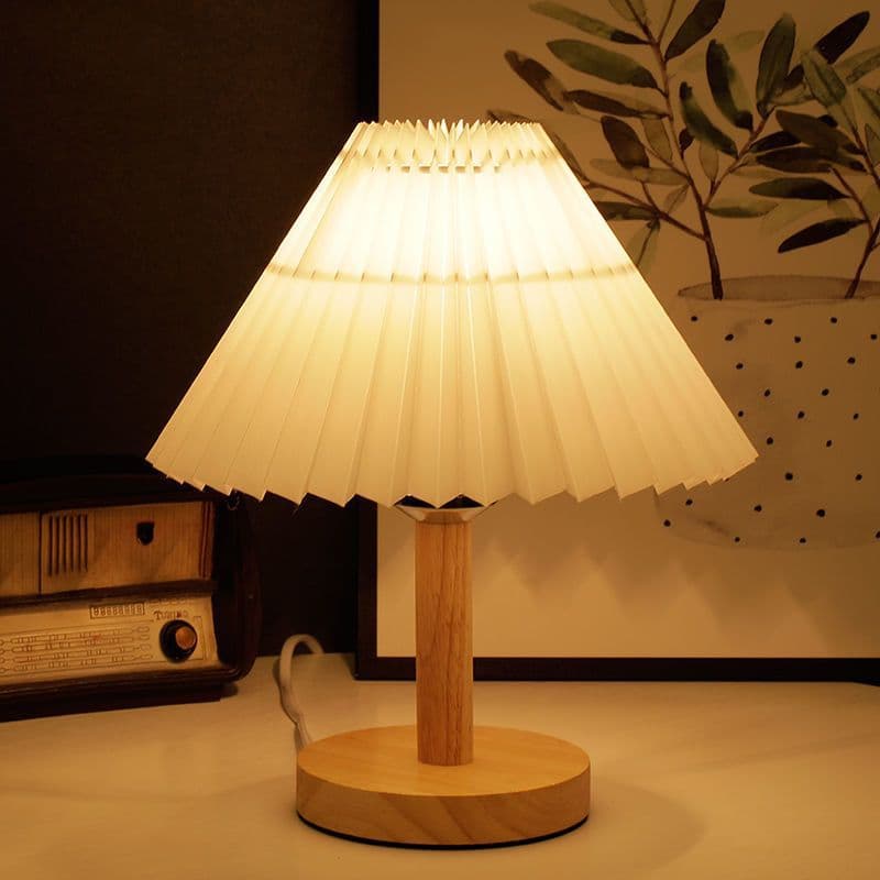 Pleated table lamp Nordic ins bedroom bedside lamp Japanese style breastfeeding night light Internet celebrity girl dormitory high value