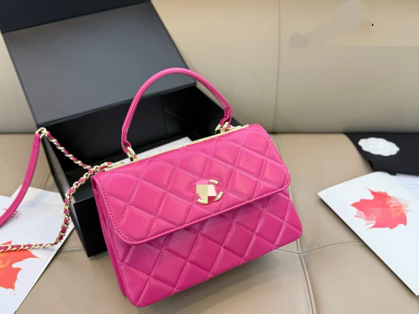 Hot-Selling Small Fragrance Style New Diamond Quilted Double C Chain Handbag Genuine Leather Versatile Women's Bag Shoulder Crossbody Accordion Bag