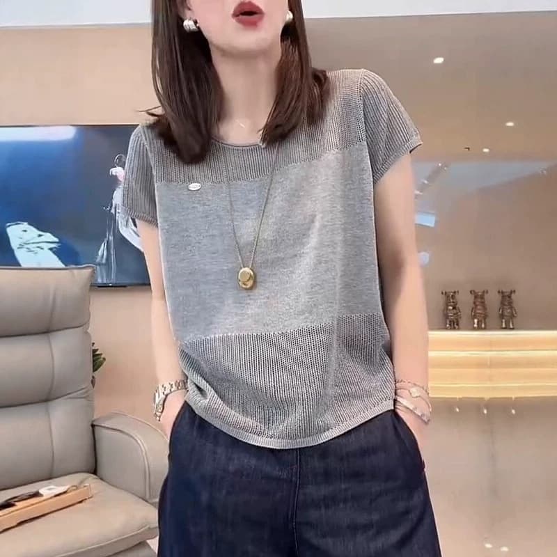 Hollow Thin Gray Knit Top for Plus Size Women Summer Short Sleeve T-Shirt High-End Versatile Round Neck