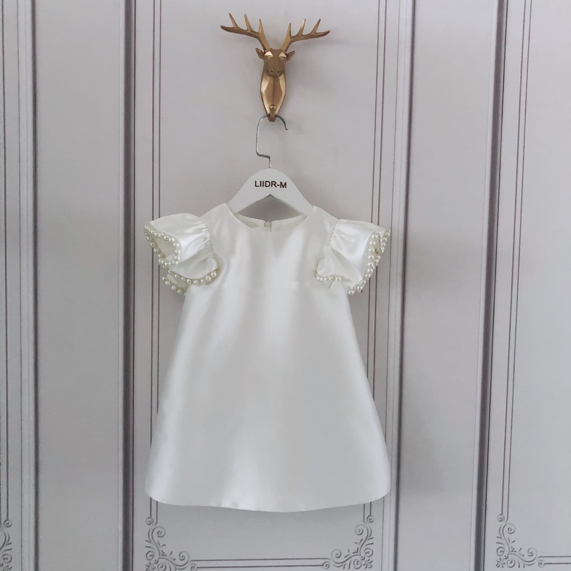 Solid color A-line skirt white princess flower girl birthday party pearl large bow handmade vest skirt flower girl dress