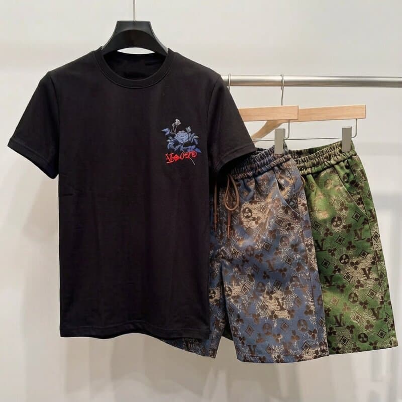 Men's Casual Short Sleeve T-Shirt and Shorts Set, Summer European Trend, Slim Fit Round Neck Printed T-Shirt Two-Piece Set