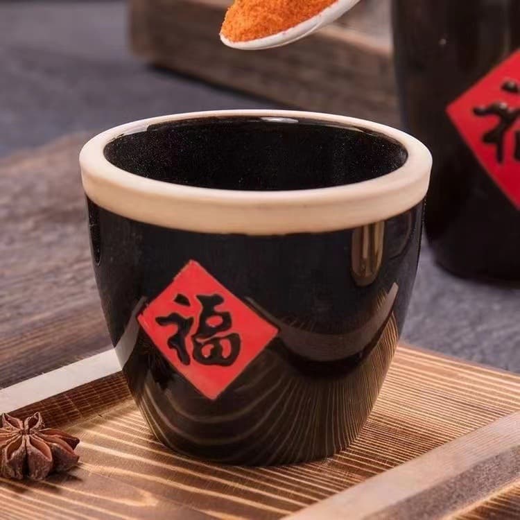 Traditional Ceramic Kitchen Condiment Jar with Lid Home Use Salt Pepper Oil Container Fu Character Water Cylinder