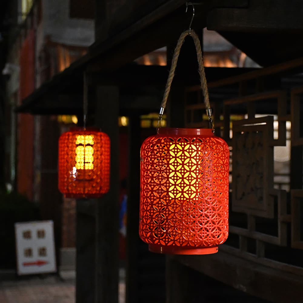 Solar New Year Villa Garden Atmosphere Decoration Chandelier Outdoor Festive Imitation Copper Coin Retro Projection Red Lantern