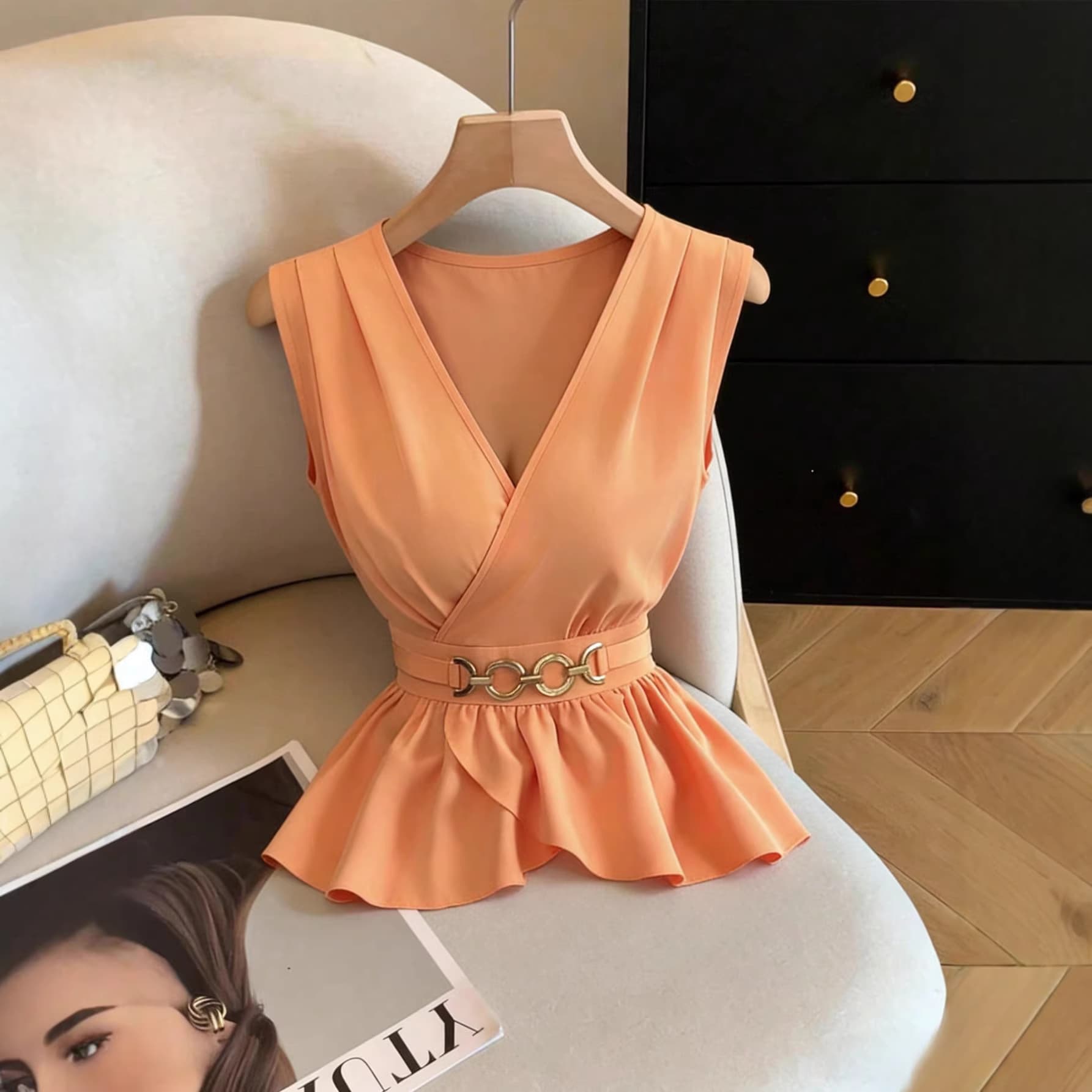 2026 Cross-border EU/US Amazon Fashion Chic Solid Color V-Neck Sleeveless Waist-Cinching Asymmetrical Lace Top
