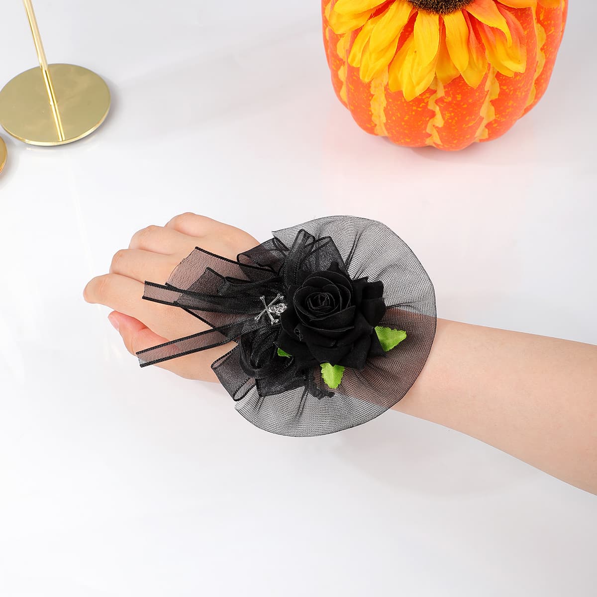 Dark Gothic Style Skull Rose Corsage Halloween Party Brooch Wrist Flower Dark Style Party Accessory Flower