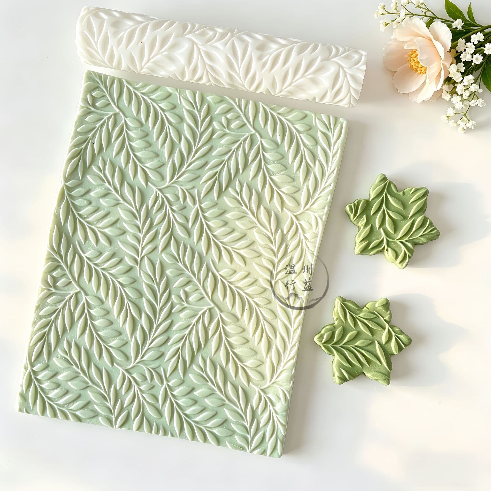 Natural Embossed Leaf Texture Polymer Clay Texture Roller High Precision Pattern Roller for DIY Earring Making Tool