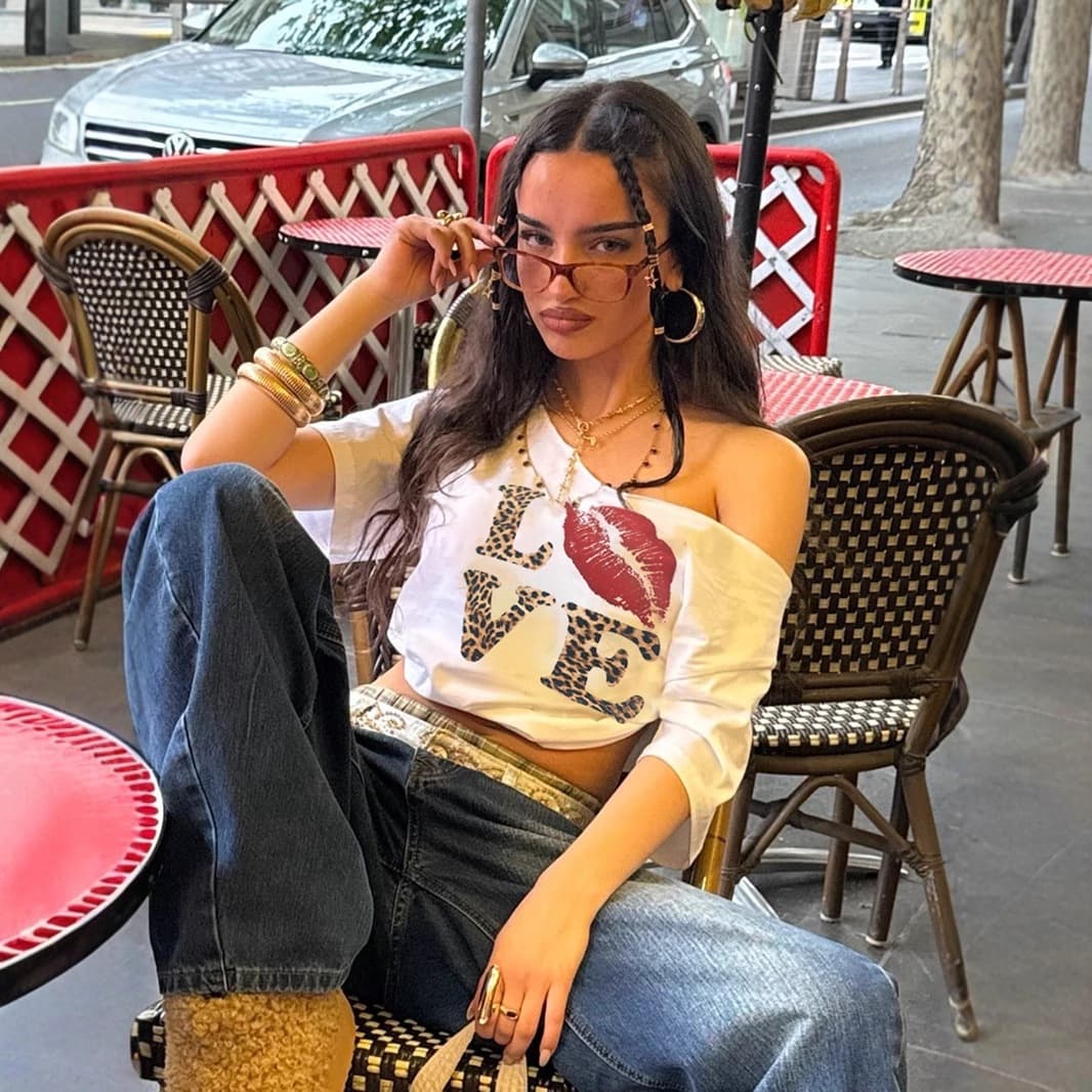 C2080TP American Street Retro Leopard Print Off-Shoulder Loose Fitting Slim T-Shirt, Sexy Versatile Hip Hop Top for Women