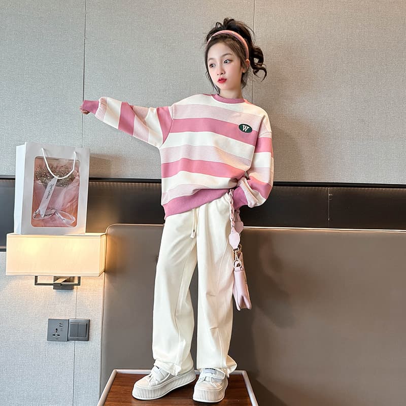Girls' Trendy Hoodie 2026 New Style Fashionable Top Coat for Older Children and Girls Chic Spring and Autumn Wear Internet Celebrity Style