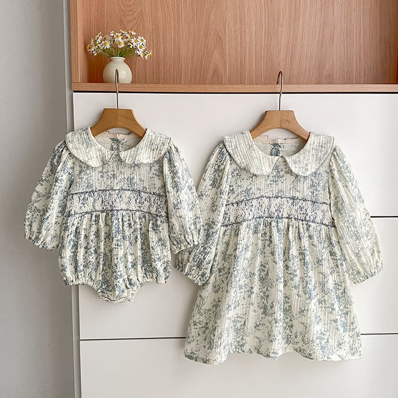 Girls' dress with doll collar, printed girl's dress, infant and toddler romper, long-sleeved sister's clothing