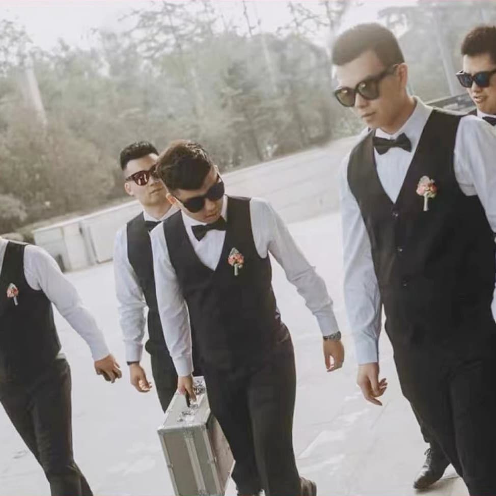 Spring and Autumn Best Man Suit: Suits, vests, white shirts, and groomsmen's wedding attire (three-piece suit).