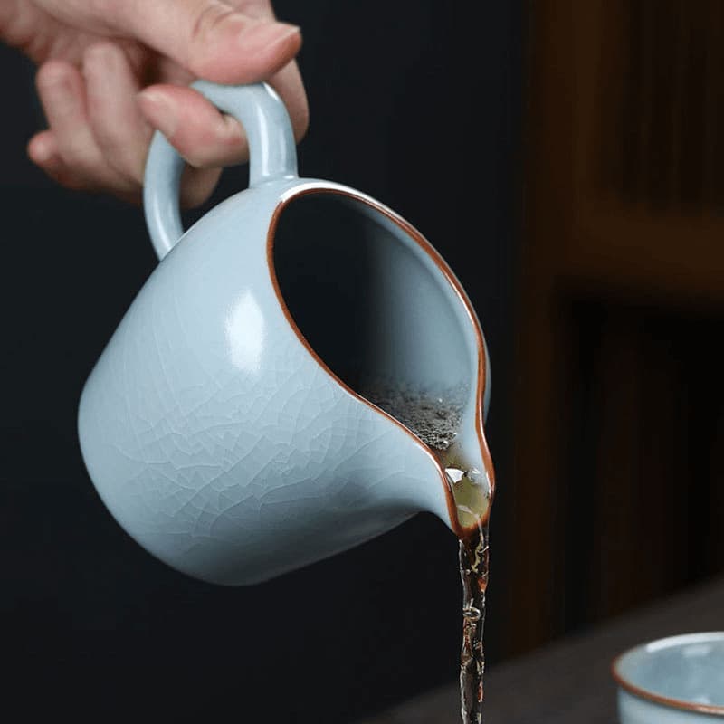 Sky Blue Ru Kiln Fairness Cup, Ceramic Gongfu Tea Set, Tea Sea, Tea Divider, Even Cup, Ru Porcelain with Crackle Glaze Cultivable Lines