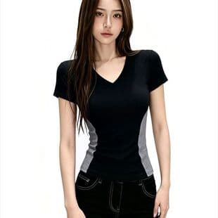 American-style contrasting V-neck short-sleeve T-shirt for women, summer new arrival, fitted and slimming