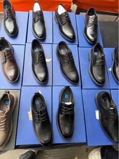 2025 Autumn New Men's Genuine Leather Pointed Toe Dress Shoes Breathable Formal Business Magnetic Massage Wedding Shoes