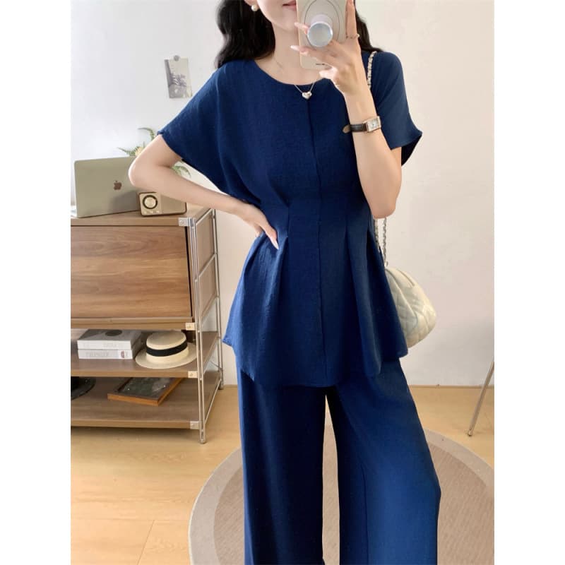 Plus Size Women's Fashion Waist-Tightening Top and Wide-Leg Pants Two-Piece Set, Slimming and Flattering, Casual and Elegant Outfit for Curvy Women