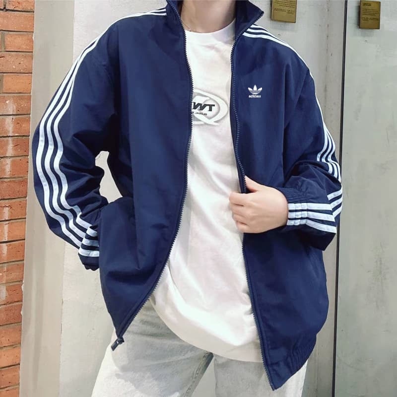 High-Quality Embroidered Three-Leaf Clover Jacket for Men and Women 2026 Spring New Striped Loose Casual Stand-Up Collar Sports Coat