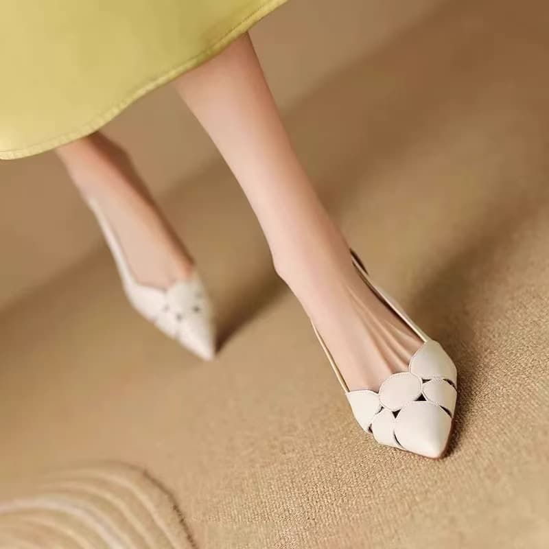 Baotou women's hollow pointed-toe lambskin white high heels, mid-heel summer shoes to pair with cheongsam, French-style commuting flats