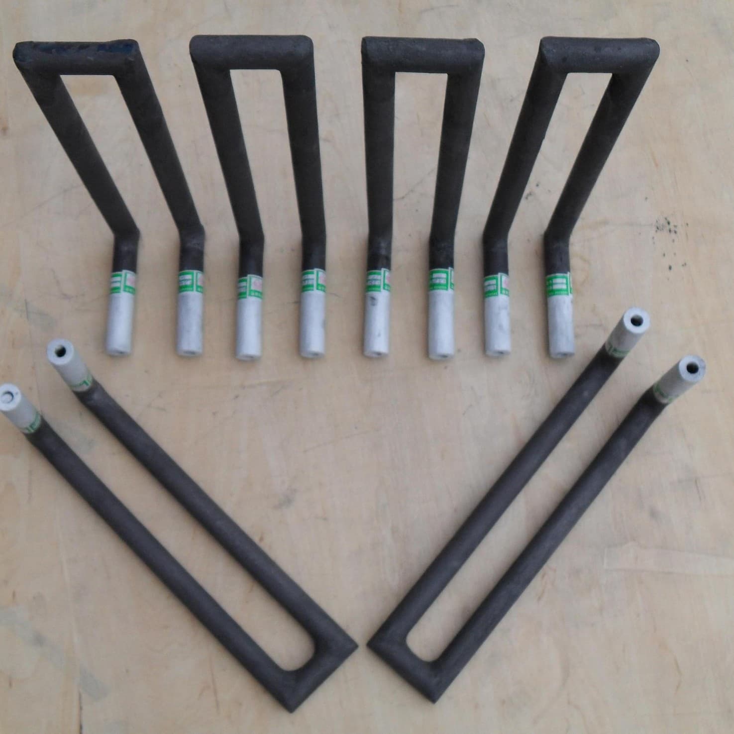 Long-term supply of various models of silicon carbide rods from the source manufacturer, Kaiyang brand silicon carbide production base in Zibo.