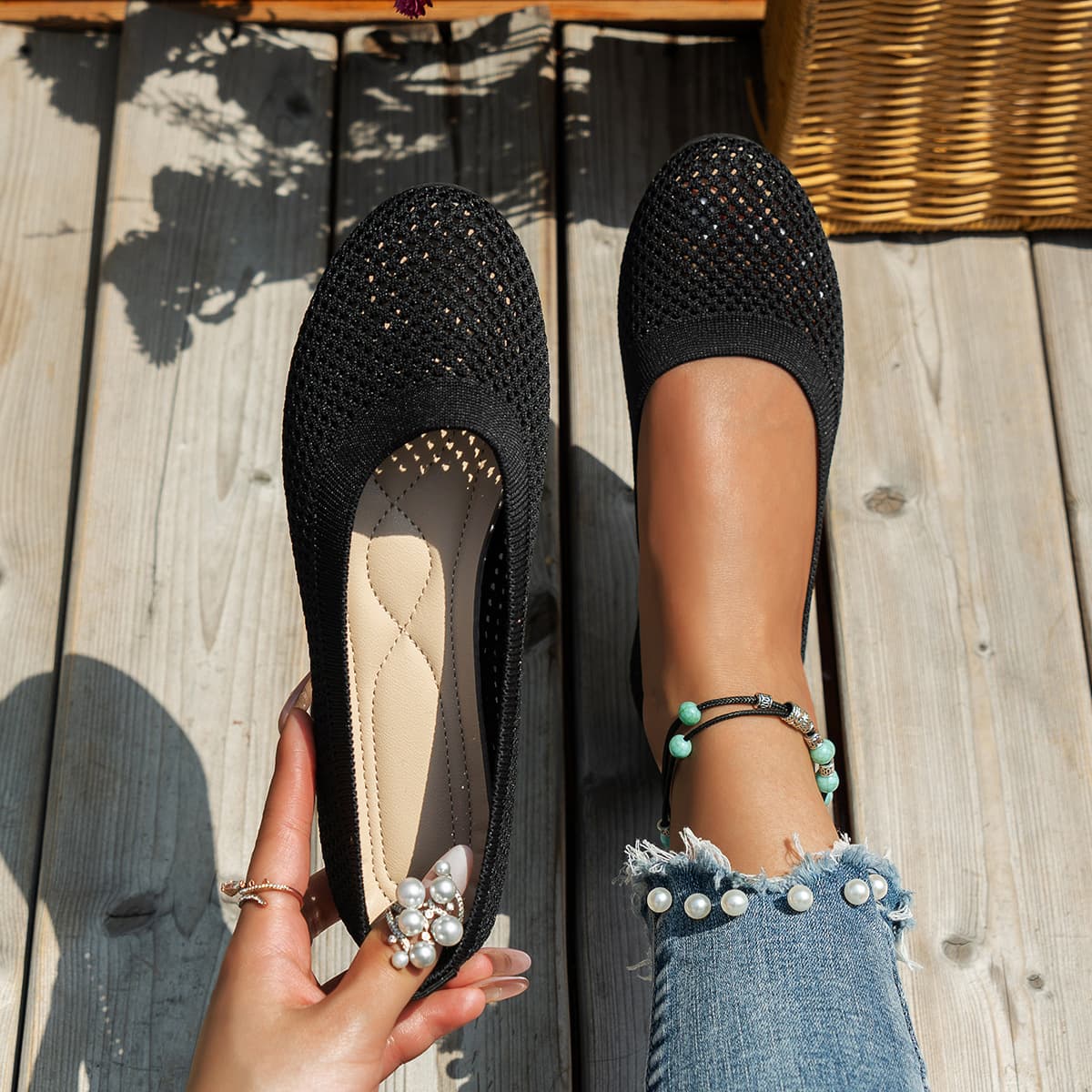Summer Solid Color Round Toe Casual Breathable Hollow Knit Slip-On Work Shoes Cross-Border New Flyknit Flat Shoes for Women