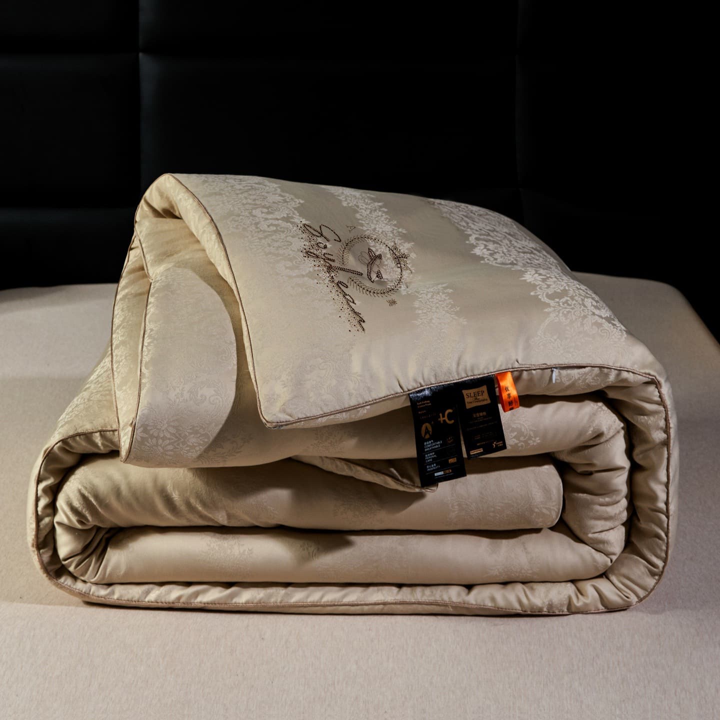 New Winter Quilt Class A 60s Cotton Tribute Satin Jacquard Soybean Fiber Quilt Core Autumn Winter Thickened Quilt Factory
