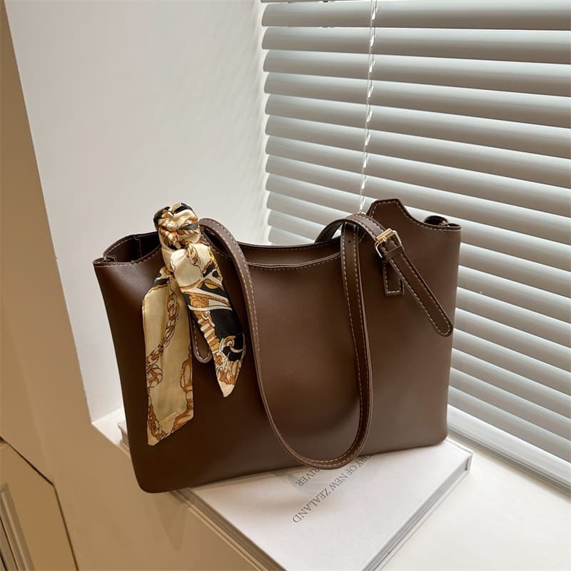 2025 New Korean Style Tote Bag for Women, Large Capacity Shoulder Bag, High-End Retro Style, Silk Scarf Decoration, Commuter Bag