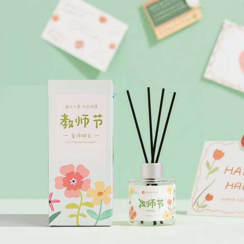 9.10 Teacher's Day Gift for Female Kindergarten Teacher, Reed Diffuser Gift Box, Niche and Premium Practical Gift
