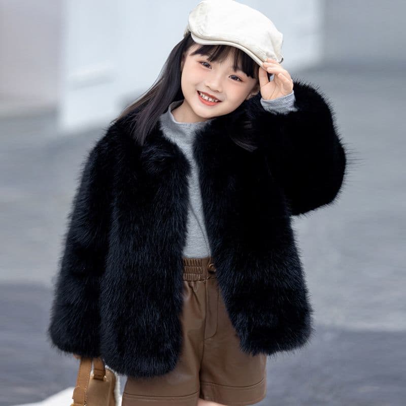 New style girls' fur coat, fashionable and stylish faux fur coat for toddlers and toddlers, perfect for autumn and winter.