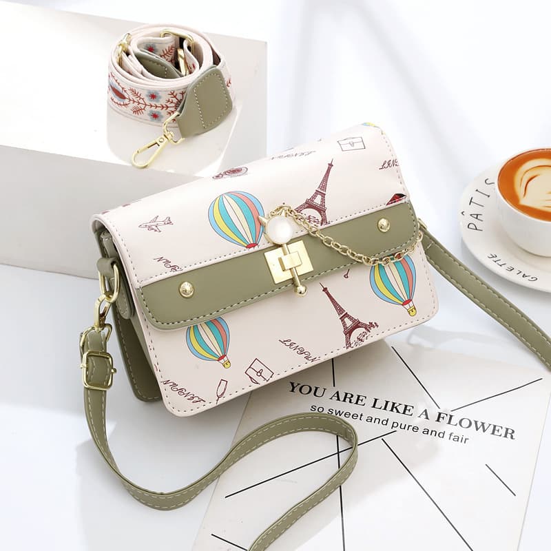 Large Capacity New Sweet Spring and Summer Trend 2025 Fashion Small Square Bag Versatile Shoulder Crossbody Bag Flow Bag Shoulder Bag