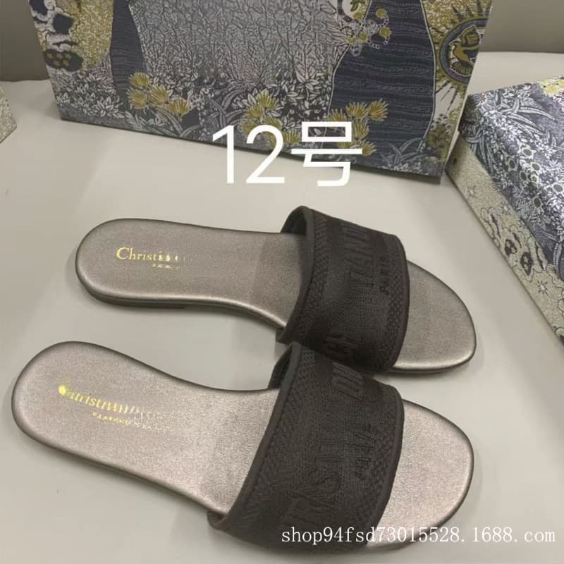 High-end Export D-brand Board Shoe Style Women's Slippers with Jacquard Embroidery, Classic Sheepskin One-Strap Flat Slippers