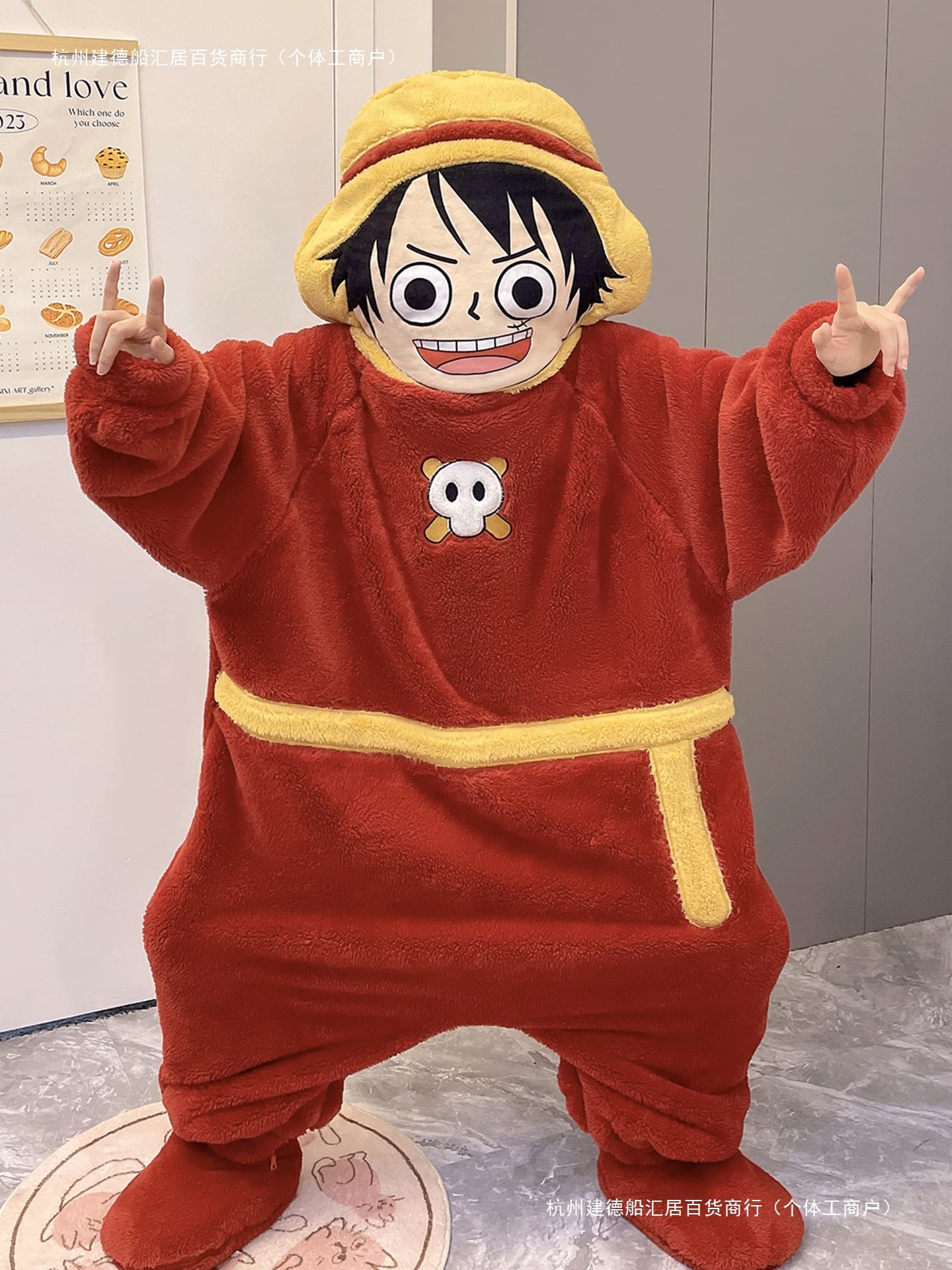 Straw Hat Luffy One Piece Pajamas Autumn/Winter Coral Fleece Thickened Warm Robe Men's and Women's One Piece Sleeping Bag