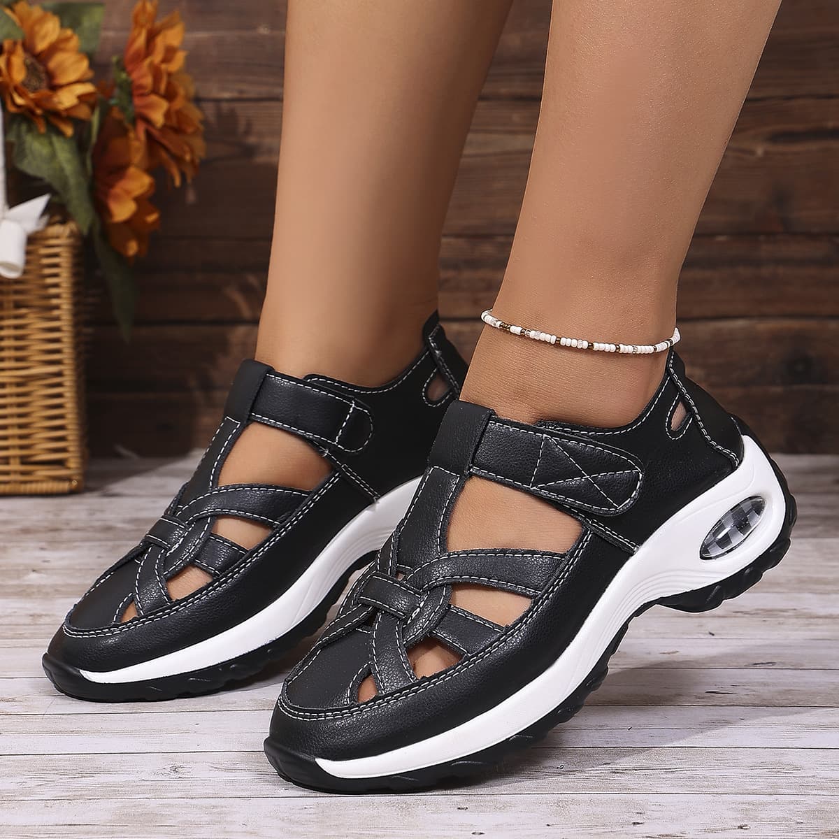 New Summer Closed-Toe Shoes for Women 2026 Hollow Breathable Women's Shoes Export Large Size Chunky Sole Hook-and-Loop Women's Shoes