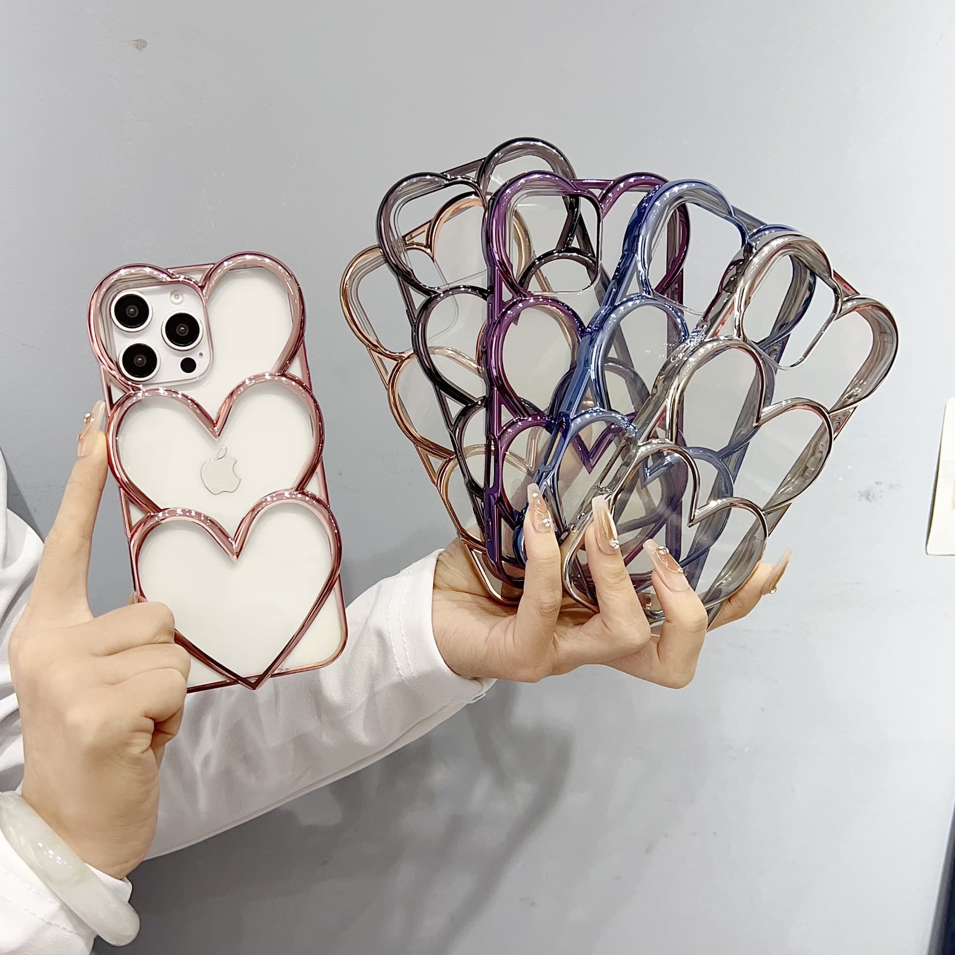 High-end three-dimensional electroplating heart suitable for Apple 16promax creative iphone17Air mobile phone case 15/14