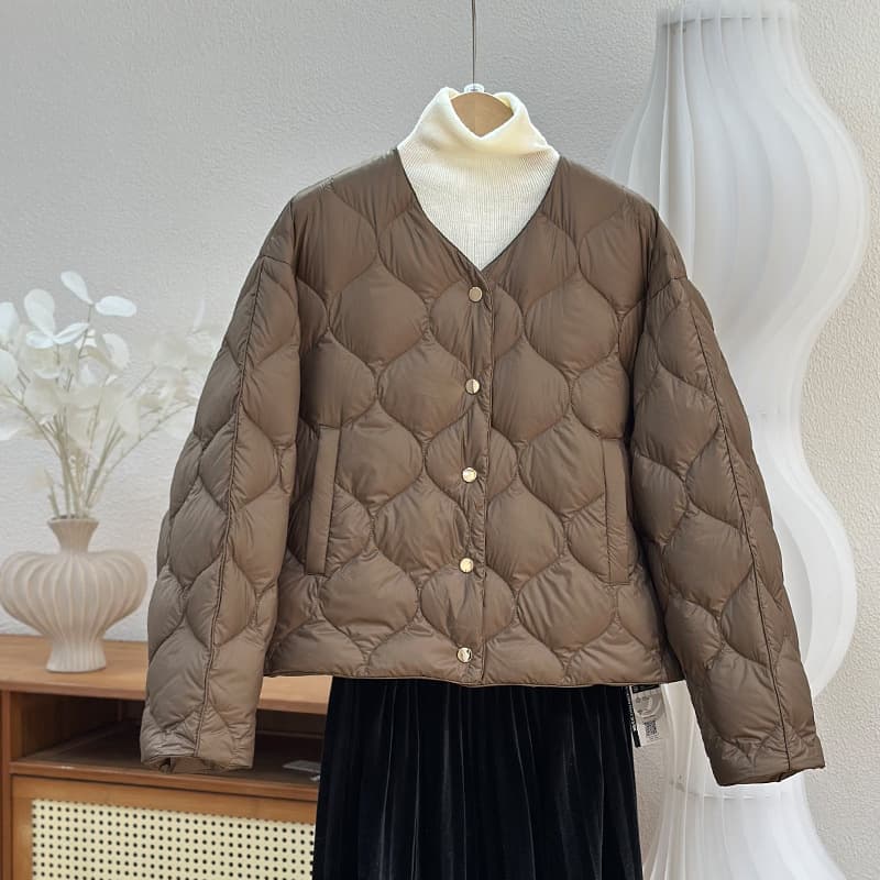 2025 Winter New 90 White Duck Down Jacket Women Short V-Neck Slim Fit Petite Warm Casual Coat