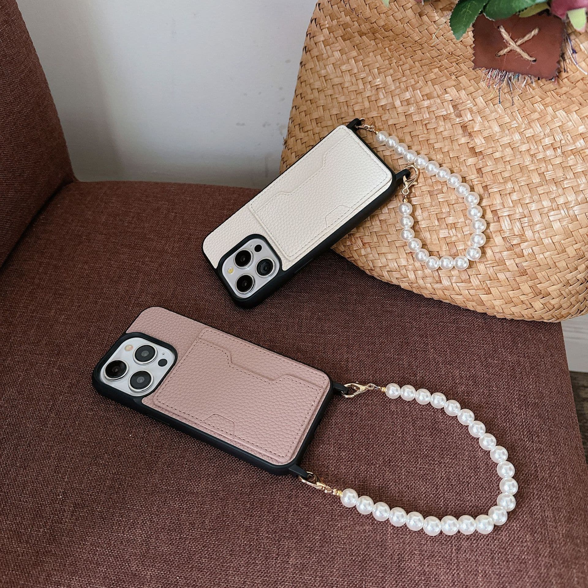 Pearl Bracelet Card Slot Compatible with iPhone 17P Phone Case 13 Apple 12/11 Crossbody 14 Hand Lanyard Ins Style