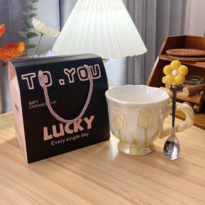 Tulip Ceramic Mug Hand-Painted Raised Design High-End Coffee Mug Pearl Gloss Couple Girl Home Water Cup