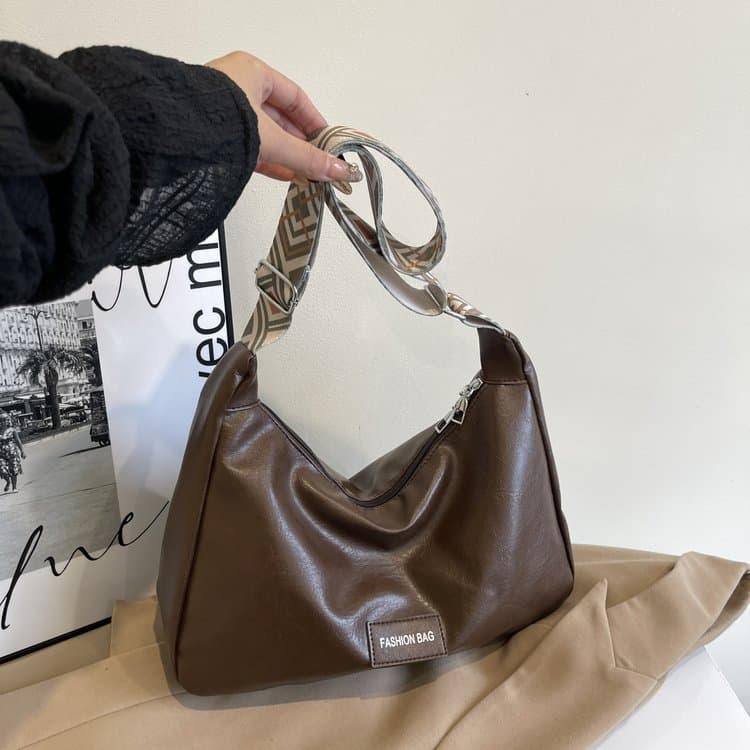 Crossbody Bag for Women, Simple Fashion, Lightweight Large Capacity Shoulder Bag, Versatile Student Gym Bag