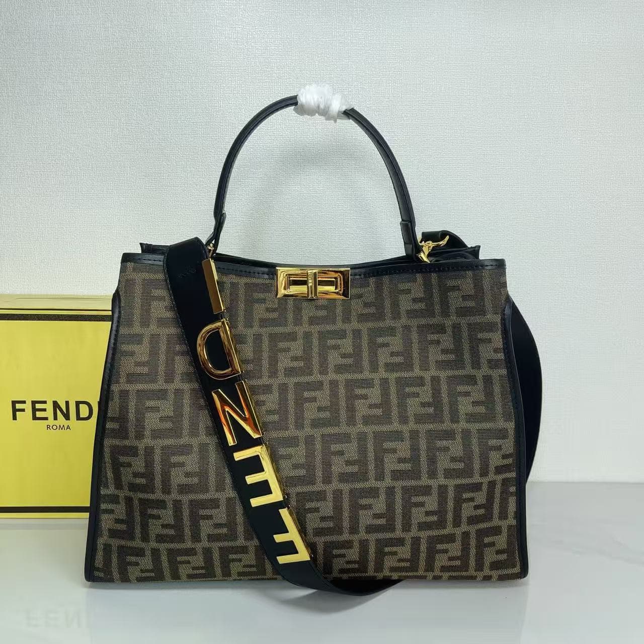Cross-border fendi high-end casual women's bag 2024 new tote bag large capacity fashion versatile light luxury simple