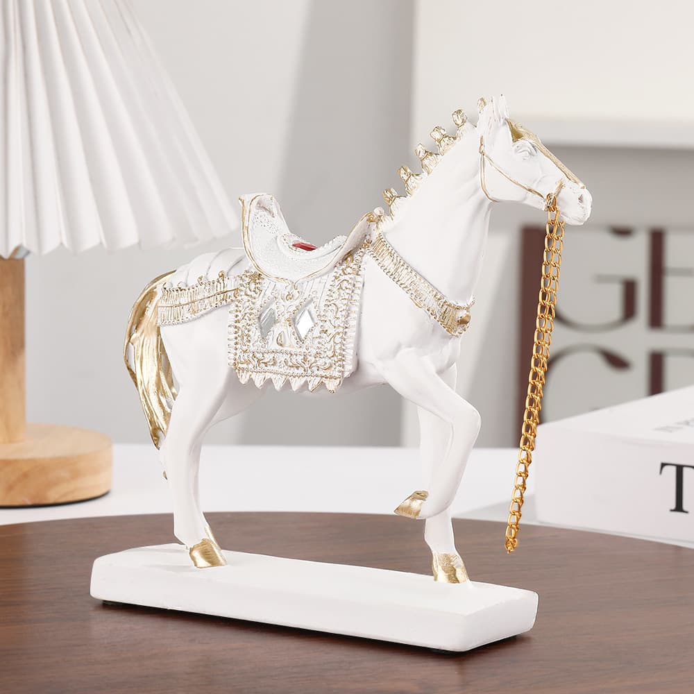 Cross-border Horse Statue Ornament Light Luxury Living Room Office Resin Art Craft Ornament Instant Success New Year Decoration