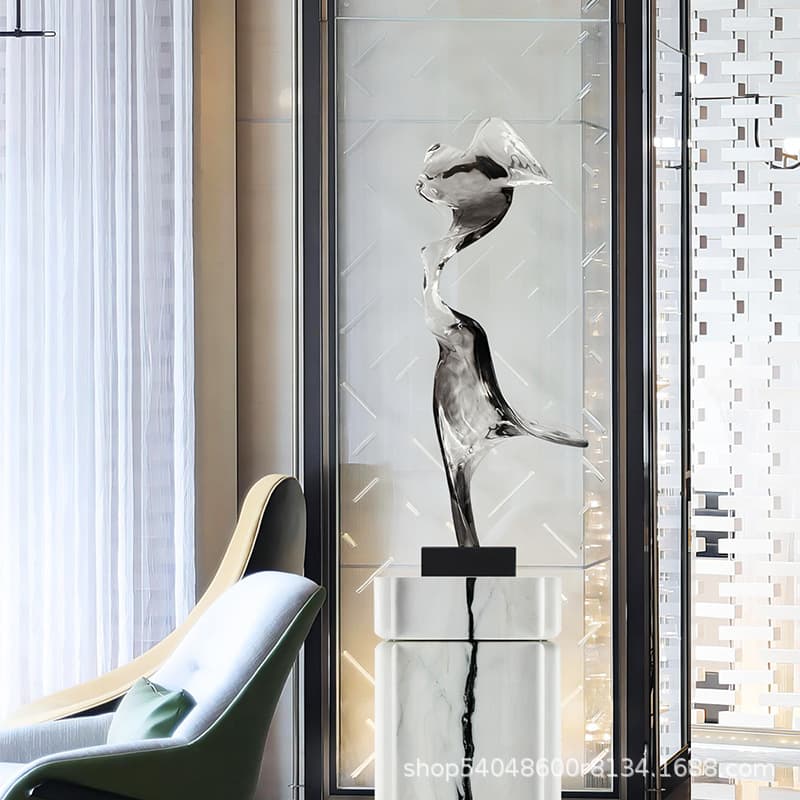Modern Light Luxury Crystal Decoration Transparent Resin Sculpture Model Room Hotel Hallway Living Room TV Cabinet Art Jewelry
