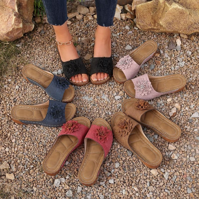 Women's Slippers 2025 Summer Wedge Flower Sandals Beach Shoes for Women