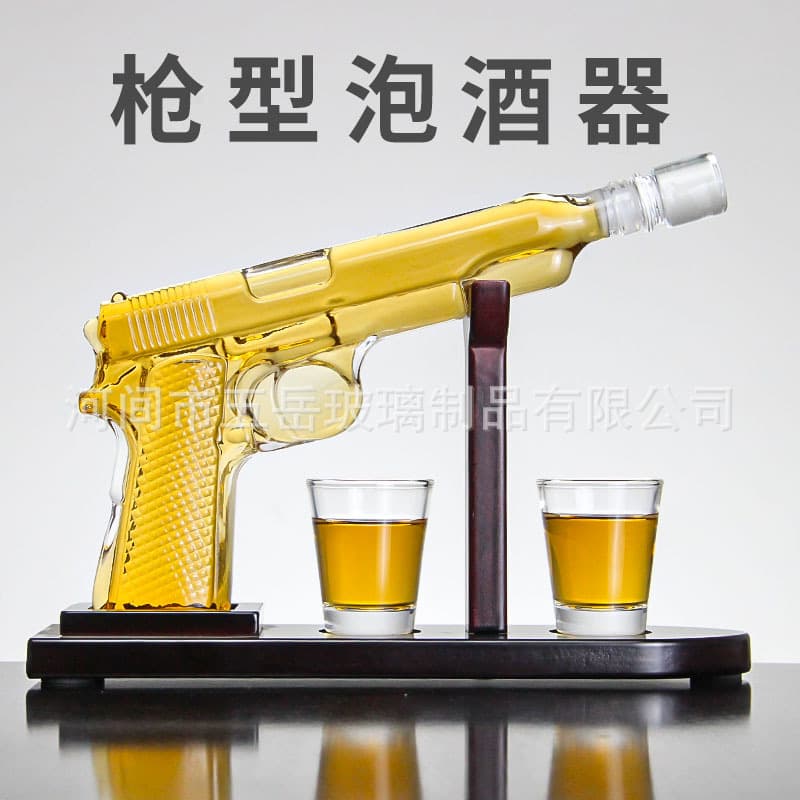 Pistol-shaped glass wine bottle, special-shaped decanter wholesale, high borosilicate glass wine bottle, whiskey drinker