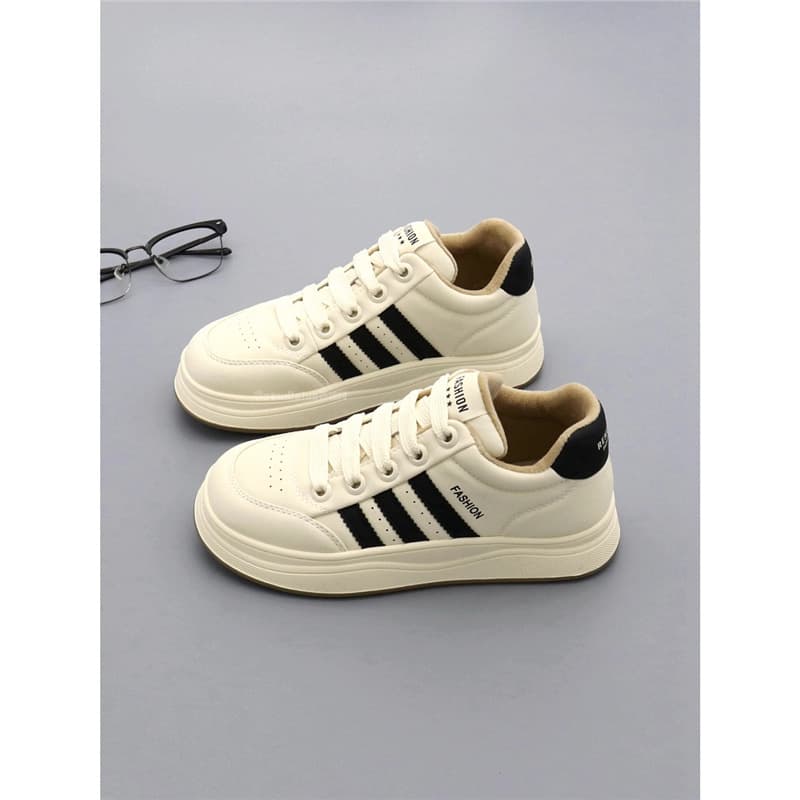 Thick Sole Genuine Leather Fleece-Lined Versatile White Shoes Women 2025 Spring Autumn Warm Fashion Versatile Sports Casual Skate Shoes