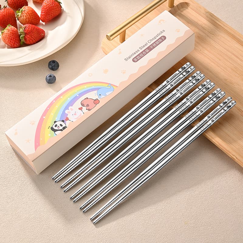 Family Set 316L Stainless Steel Chopsticks, One Pair Per Person, Household High Temperature Resistant, Anti-Slip, Non-Discoloring, Heat-Proof Tableware