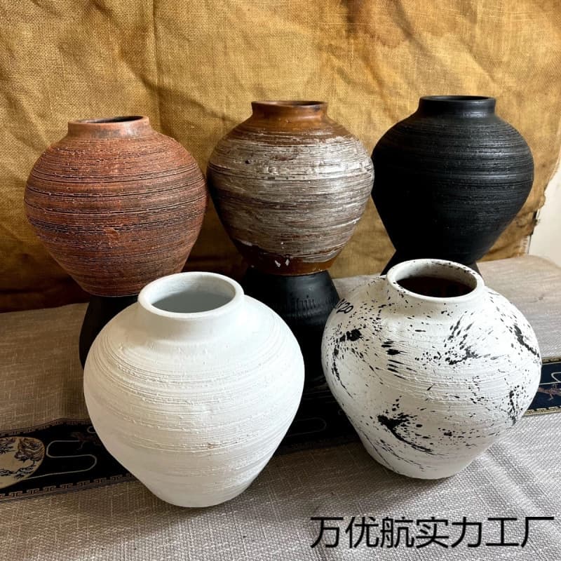 Rough pottery handmade ceramic vase, retro ceramic vase for Chinese-style dried flower arrangement, succulent large flower pot, living room decoration