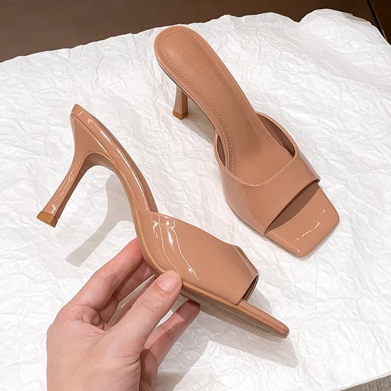 Versatile Thin Heel Square Toe Open Toe Sexy One-Strap Slipper Patent Leather High Heel Sandals 2026 New Summer